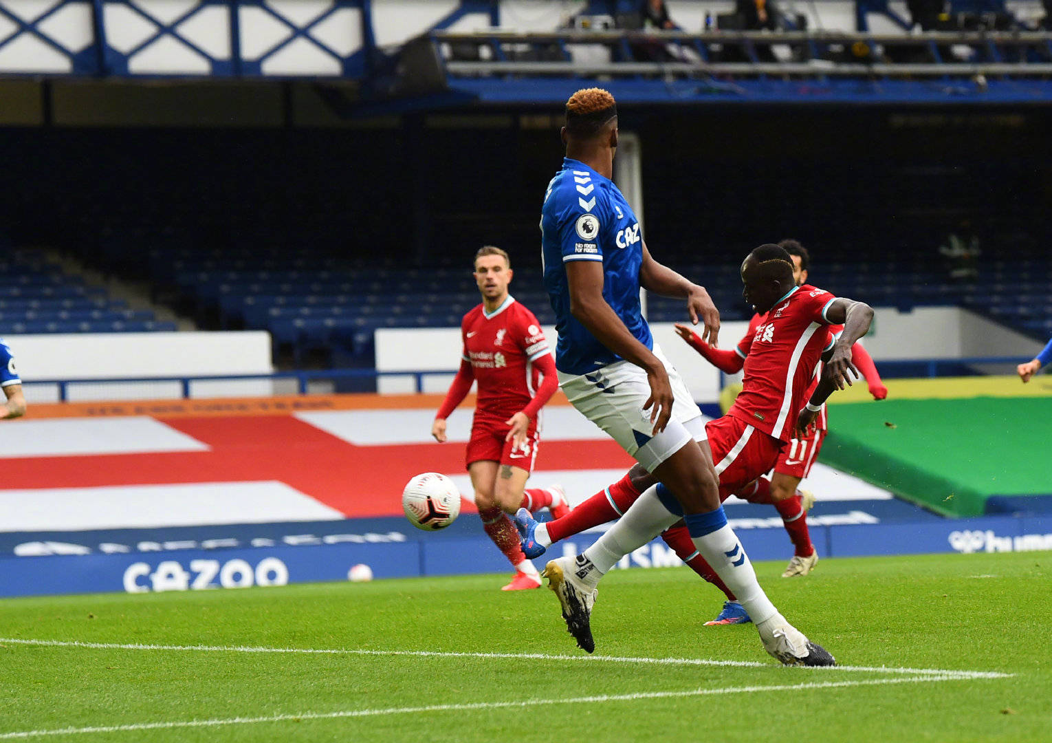 现得淋漓尽 现得淋漓尽